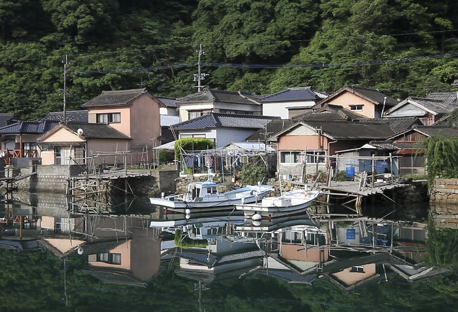 A view of the Sakitsu community